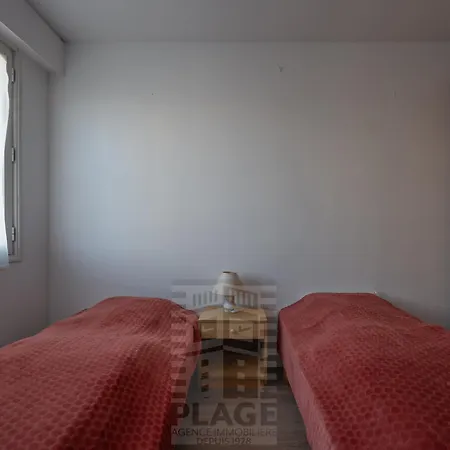 4 Pieces Avec Balcon Face Mer, Proche Et Commerces, Ideal Famillies - Fr-1-197-199 Apartment *