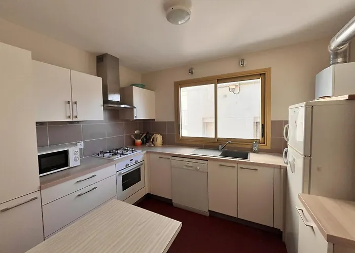 Apartman 4 Pieces Avec Balcon Face Mer, Proche Et Commerces, Ideal Famillies - Fr-1-197-199